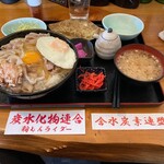 Shokusakedokoro Rokumonsen - 豚丼+特盛り+片目玉焼き+唐揚げ