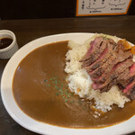 TOKYO ステーキ丼 ガブス - ステーキカレー