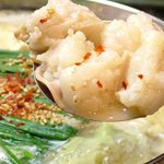 博多もつ鍋 大山 - 契約牧場から仕入れた和牛の小腸のみを使用したこだわりのもつ鍋　（一人前1390円税込）