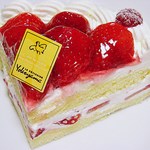 ル・パティシエ ヨコヤマ - ｽﾄﾛﾍﾞﾘｰｼｮｰﾄｹｰｷの断面　（＾＾＠