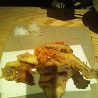 魚匠 銀平 心斎橋店 - ランチの天ぷら（逆から撮ったので見にくいです）