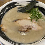 濃厚煮干とんこつラーメン 石田てっぺい - 