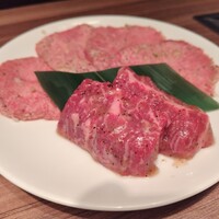 焼肉うしごろ 新宿三丁目店 - 