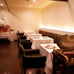 レストラン ラ・フロレゾン・ドゥ・タケウチ - ゆっくり食事楽しむ！