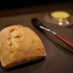 レストラン ラ・フロレゾン・ドゥ・タケウチ - パンまでごだわり