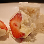 レストラン ラ・フロレゾン・ドゥ・タケウチ - 苺美味しい