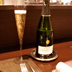 レストラン ラ・フロレゾン・ドゥ・タケウチ - ますば、スパークリングワイン