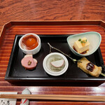 Usagiya - 前菜　琥珀寄せ、柚子麩田楽味噌、子持ち昆布、鮟肝豆腐、合鴨燻製