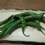 独酌　三四郎 - 万願寺唐辛子焼きです。