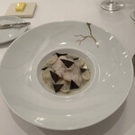ラ・トゥーエル - 甘鯛、ユリネ、黒トリュフ