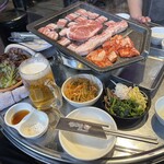 韓国石焼サムギョプサル専門 コッテジ - 