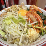 ラーメン二郎 - ラーメン（850円）＋汁なし（100円）＋ミックスキムチ（100円）、ニンニクコール