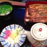 Unagi Katsupou Riyuu - うな重 上  ３０００円