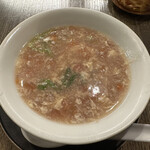 中華 本田 - トマトと牛肉のスープ