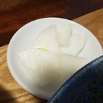 キッチン ブルー グローブ - お新香のアップ