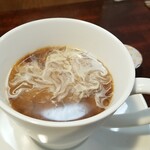 キッチン ブルー グローブ - やはり、ミルクを入れます。