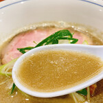 中華そば 西川 - スープ