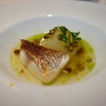 グリルうかい 丸の内店 - 鯛のロースト