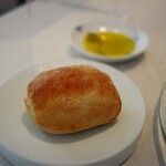 グリルうかい - パン