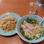 皇君菜館 - ラーメンセット