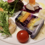 Wine & Italian l'ORTO - 畑の恵み野菜のテリーヌ 魚介のサラダ仕立て