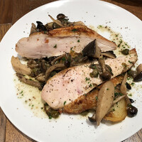Bistro Buzz 赤坂 - 