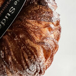 ブーランジェリー スドウ - アーモンドクリームのデニッシュ