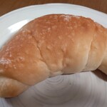 キキダウンステアーズベーカリー - 塩パン