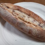 キキダウンステアーズベーカリー - ラムレーズン