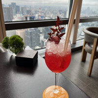 ザ タヴァン グリル＆ラウンジ - 