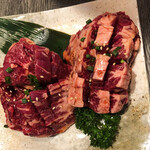 焼肉 六花 - 