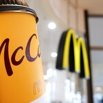 マクドナルド - 店内で隣が女性でもやるよ～ ww