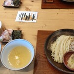 Ramen FeeL - つけ麺全体像