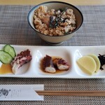 大福丸食堂 - タコ飯、タコの酢味噌和え、煮付け