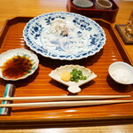 日本料理 別府 廣門 - 虎河豚のお造り