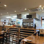 かつ丼吉兵衛 - オープンキッチン