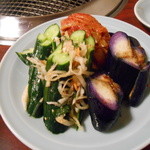 焼肉 静龍苑 - 茄子のナムル、初めて♪