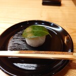 一本杉 川嶋 - 出来立ての椿餅