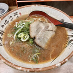 十八番 - 味噌ラーメン。麺、チャーシューなど全て自家製だそうです。