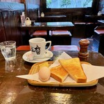 画廊喫茶 イーゼル - モーニングサービス５００円