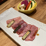 三代目 脇彦商店 名古屋 別邸 - ２皿目のお肉