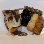小料理 椿 - さごし西京焼き。黒豆添え。