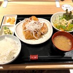 梅田韓国料理と二色鍋 かん菜 - かん菜ランチ（税込780円）