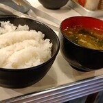 大衆ジンギスカン酒場 ラムちゃん - ランチのごはんとスープ