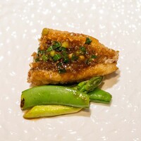 中国飯店 富麗華 - 2023.1 甘鯛の松笠仕立て 干し貝柱出汁の滋味醤油炒め