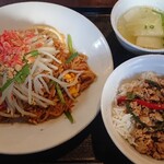 タイ屋台食堂 クルアチャオプラヤー - 