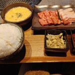 Yakiniku Gyuutopia - 