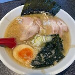 とよまるや - とんこつ醤油チャーシュー麺＋背脂