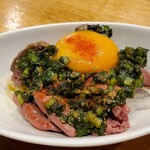 和酒・煮込み らいどん - 地鶏レバーの卵黄にらソース