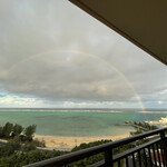 琉球BBQ Blue - ホテル棟　お部屋からの景色　目覚めてカーテンを開けたら虹！